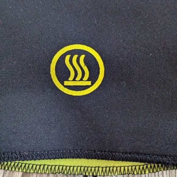 #1 Hot Shapers compression shorts NO TAG measurements below - Picture 2 of 6